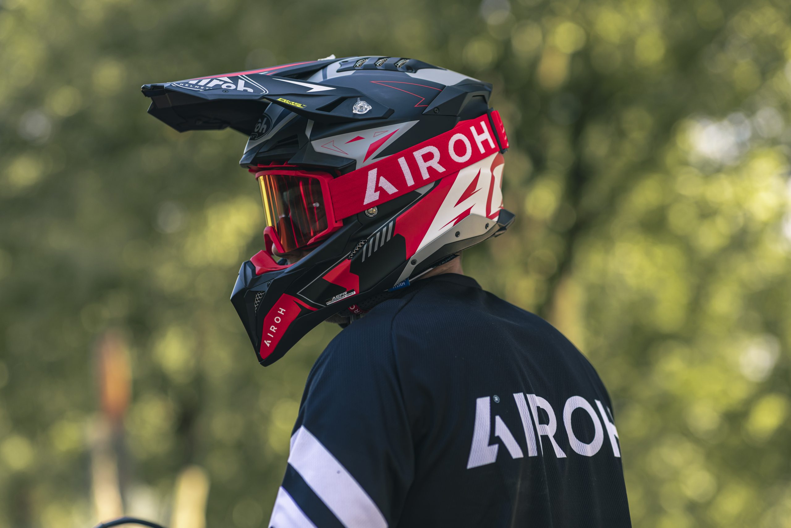 Airoh Helmets – Moto – NATIONAL